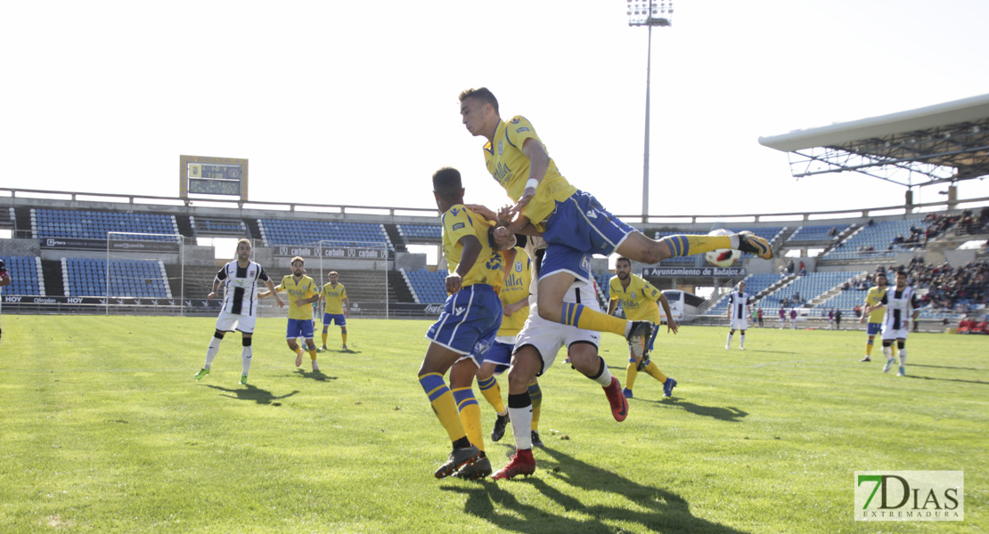 Imágenes del CD. Badajoz 1 - 0 Melilla