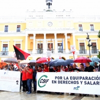 El coste laboral del trabajador disminuye frente a la subida de la jornada laboral en Extremadura