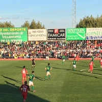 20:30 horas: El Sevilla saldrá al campo a trabajar, y el Villanovense, a disfrutar