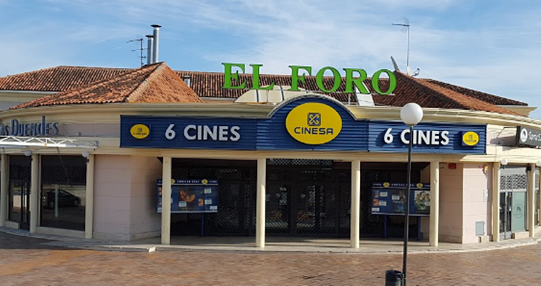 La capital extremeña se queda sin cines