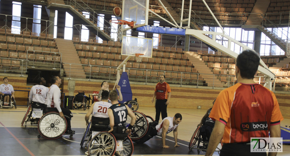 Imágenes del Mideba Extremadura - Amfiv Vigo