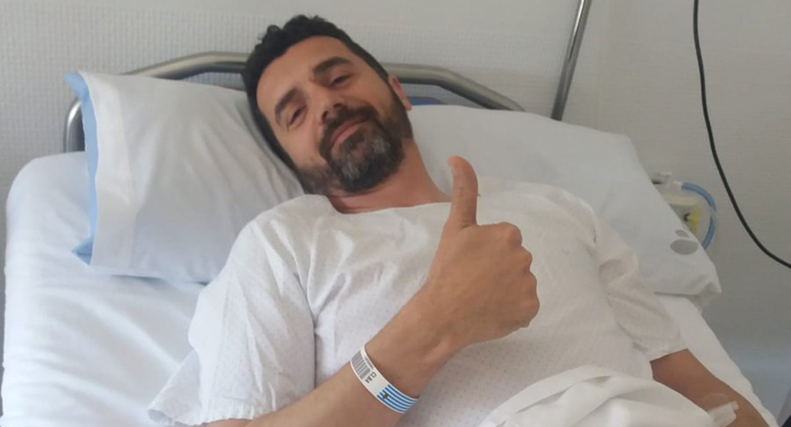 José Enrique Pineda, se recupera de la operación en un hospital pacense