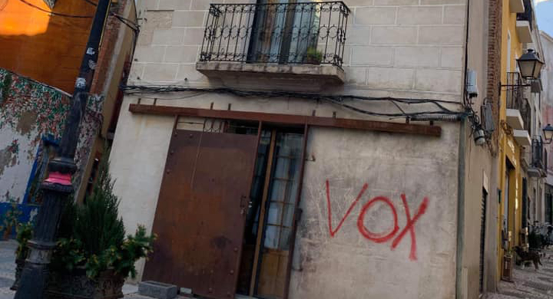 La intolerancia se hace ver en el Casco Antiguo de Badajoz