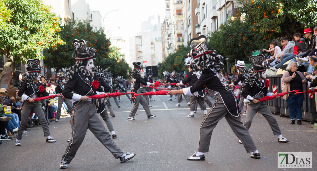 Los mejores planos generales del desfile de comparsas del carnaval de Badajoz