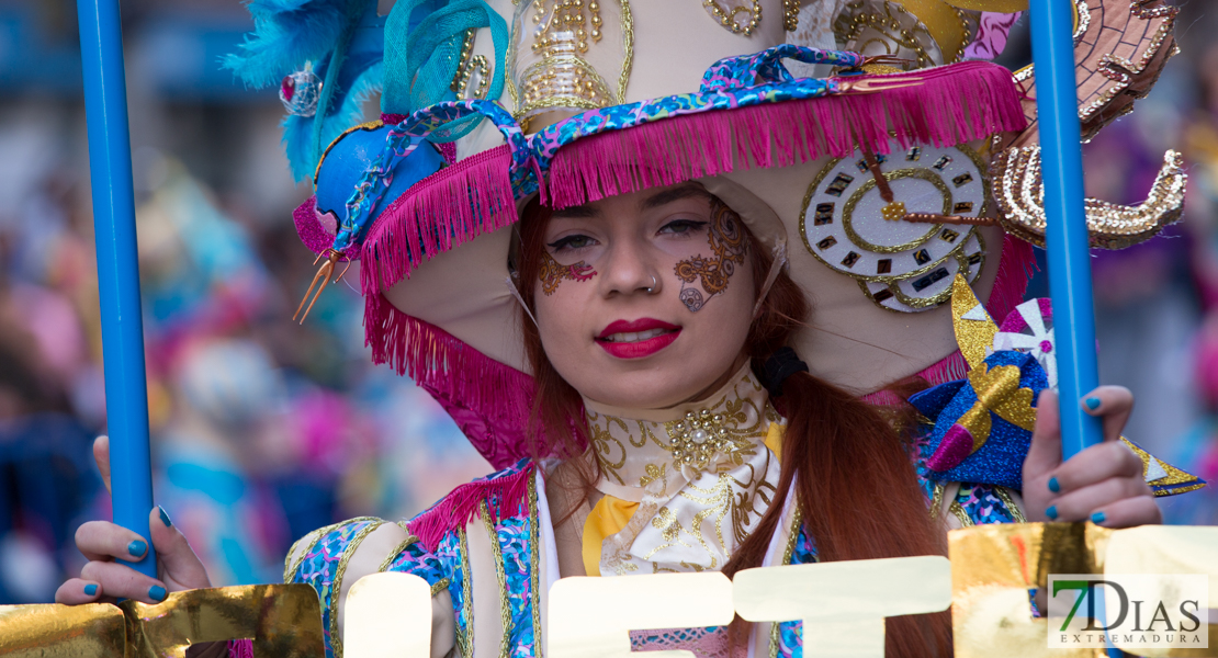 Gran nivel en el desfile de comparsas infantil del Carnaval de Badajoz