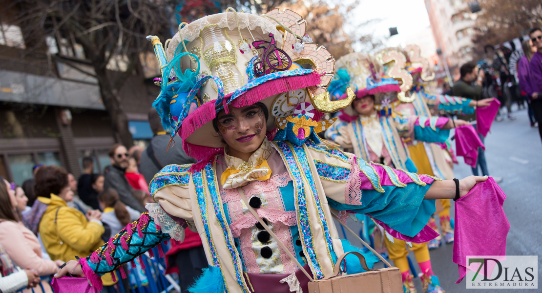 Gran nivel en el desfile de comparsas infantil del Carnaval de Badajoz