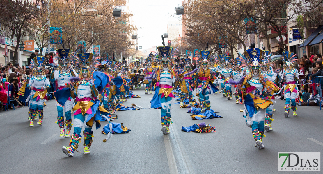 Gran nivel en el desfile de comparsas infantil del Carnaval de Badajoz