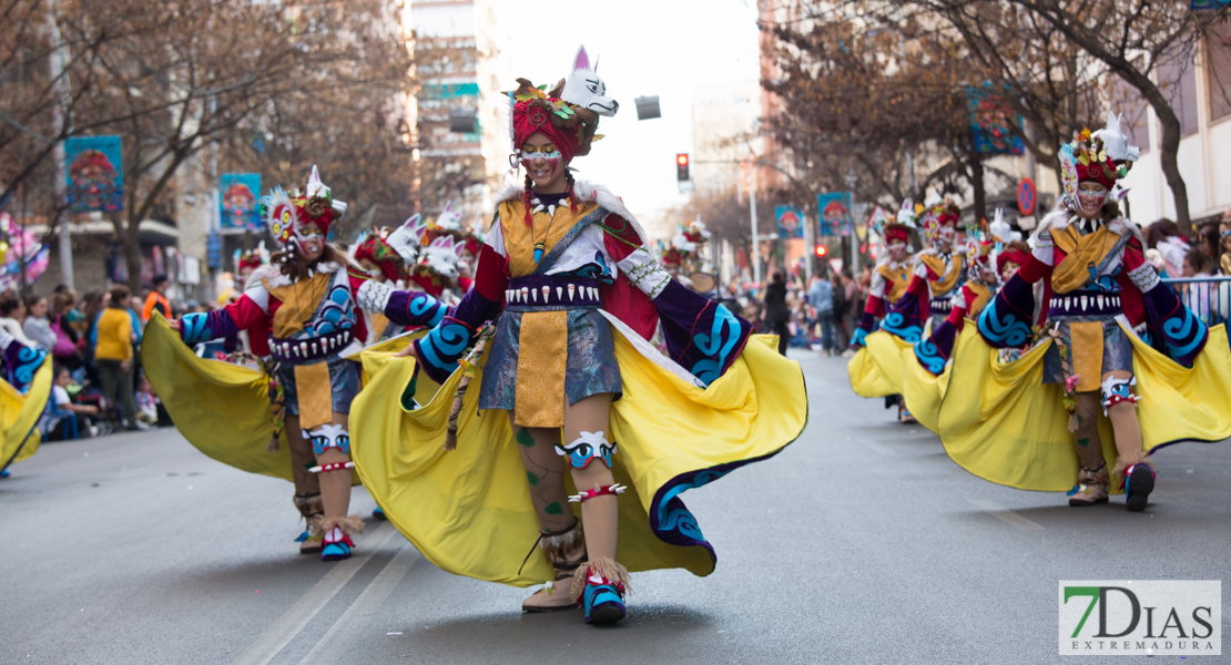 Gran nivel en el desfile de comparsas infantil del Carnaval de Badajoz