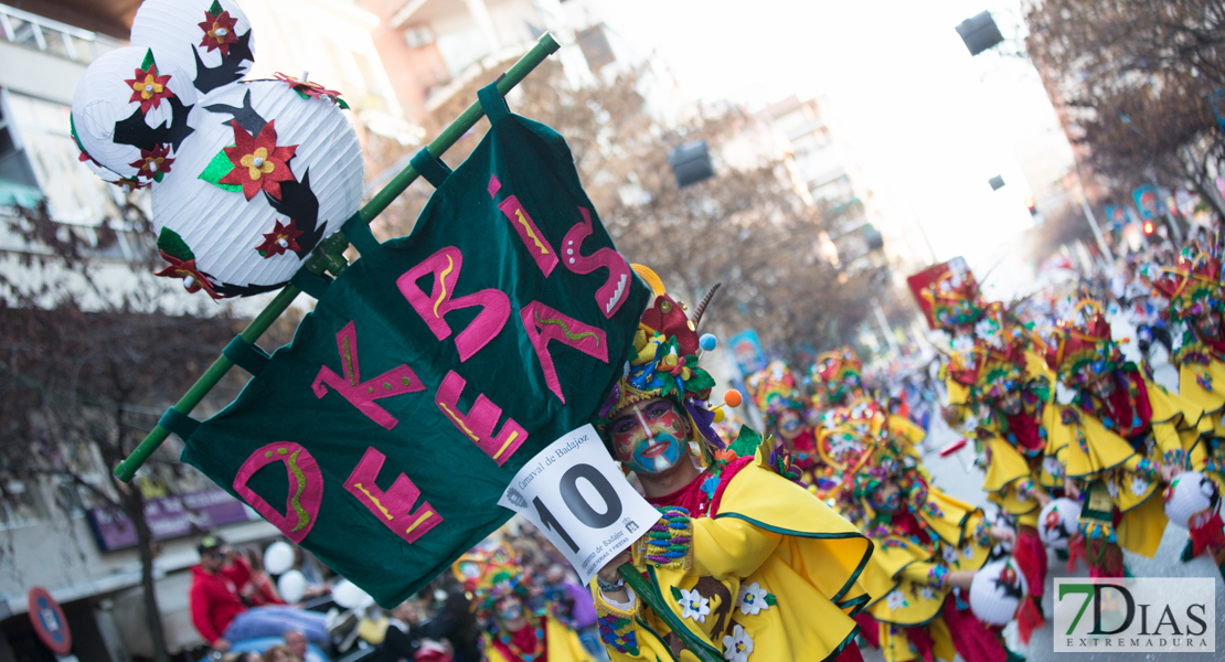 Gran nivel en el desfile de comparsas infantil del Carnaval de Badajoz