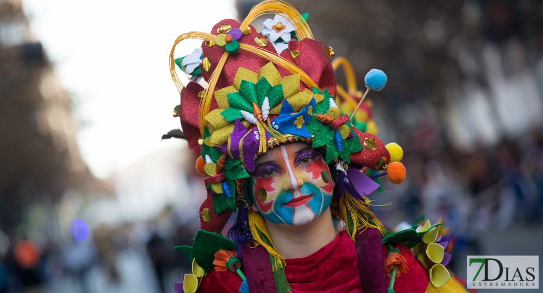 Gran nivel en el desfile de comparsas infantil del Carnaval de Badajoz