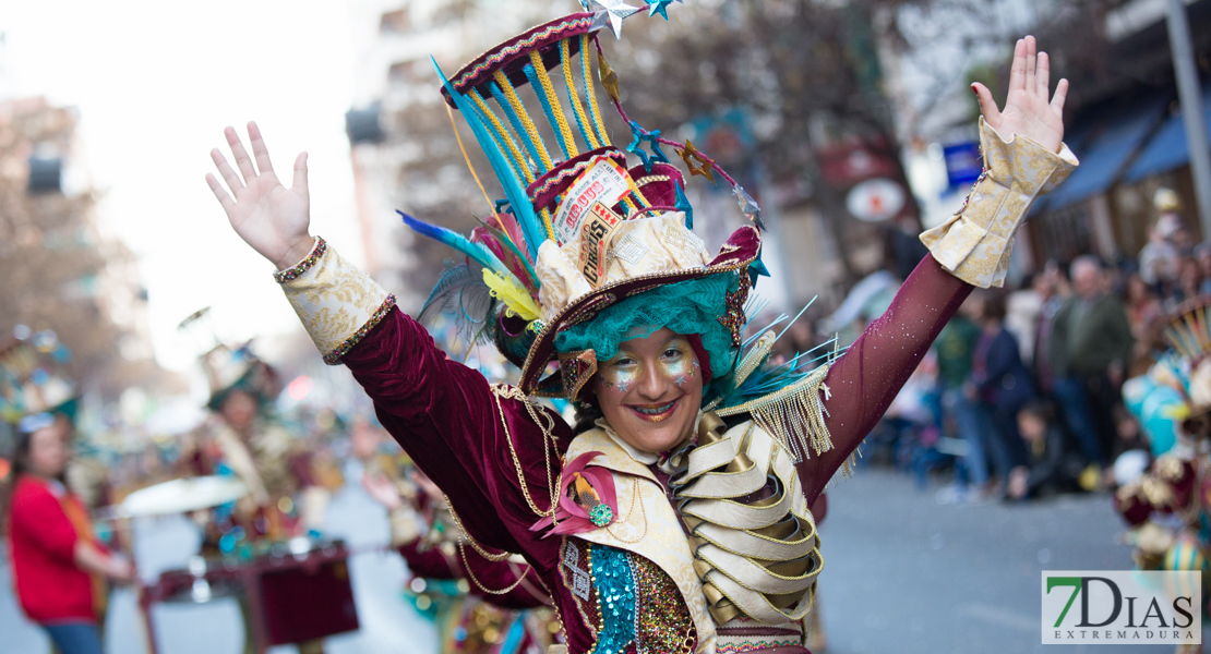 Gran nivel en el desfile de comparsas infantil del Carnaval de Badajoz