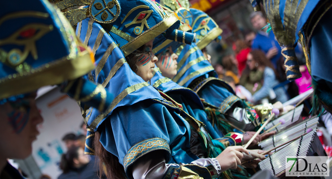 Gran nivel en el desfile de comparsas infantil del Carnaval de Badajoz