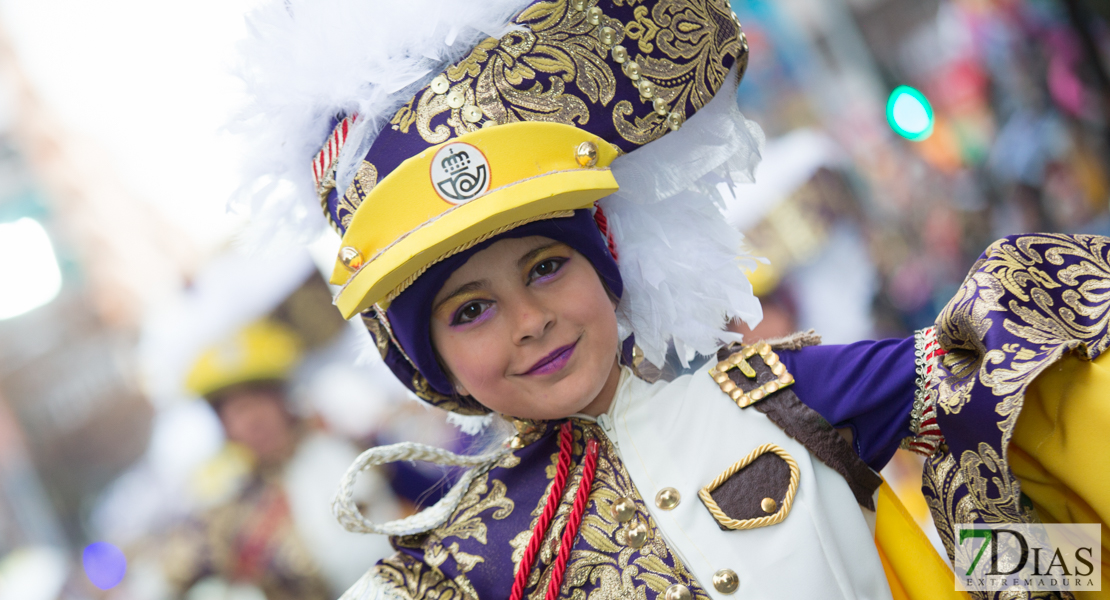 Gran nivel en el desfile de comparsas infantiles del Carnaval de Badajoz (PARTE II)