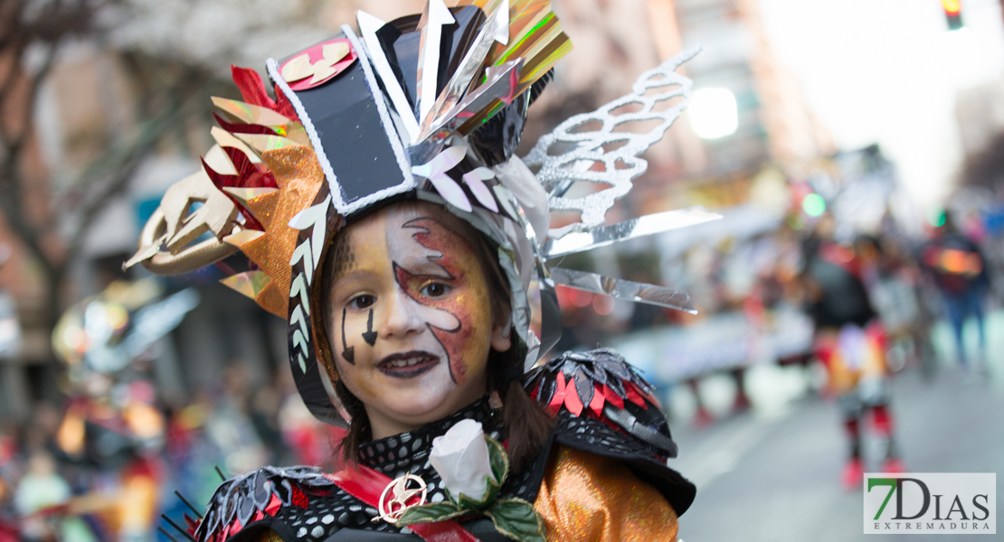 Gran nivel en el desfile de comparsas infantiles del Carnaval de Badajoz (PARTE II)