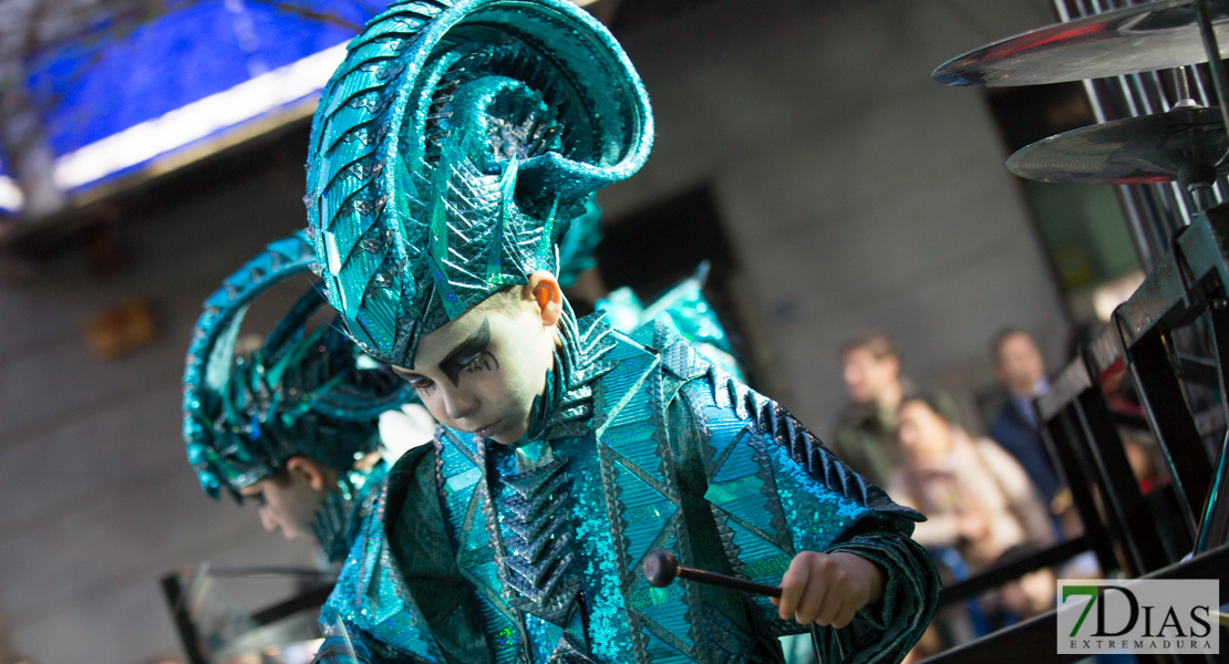 Gran nivel en el desfile de comparsas infantiles del Carnaval de Badajoz (PARTE II)