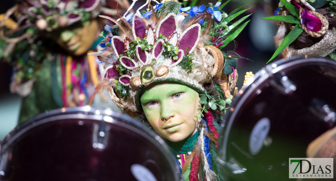 Gran nivel en el desfile de comparsas infantiles del Carnaval de Badajoz (PARTE II)