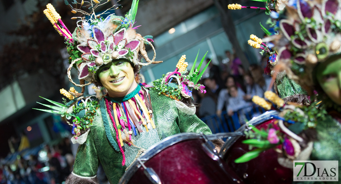 Gran nivel en el desfile de comparsas infantiles del Carnaval de Badajoz (PARTE II)