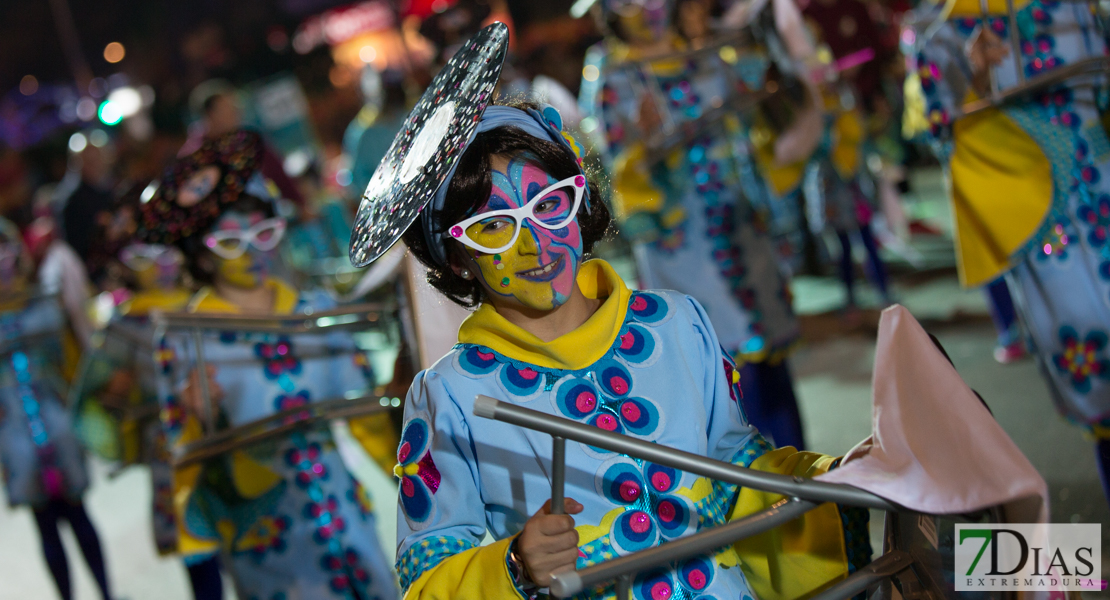 Gran nivel en el desfile de comparsas infantiles del Carnaval de Badajoz (PARTE II)