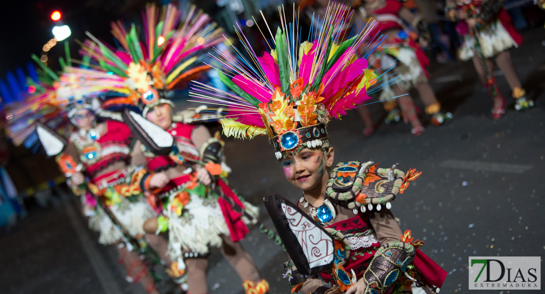 Gran nivel en el desfile de comparsas infantiles del Carnaval de Badajoz (PARTE II)