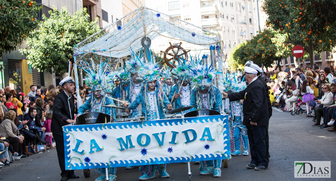 Los mejores planos generales del desfile de comparsas del carnaval de Badajoz