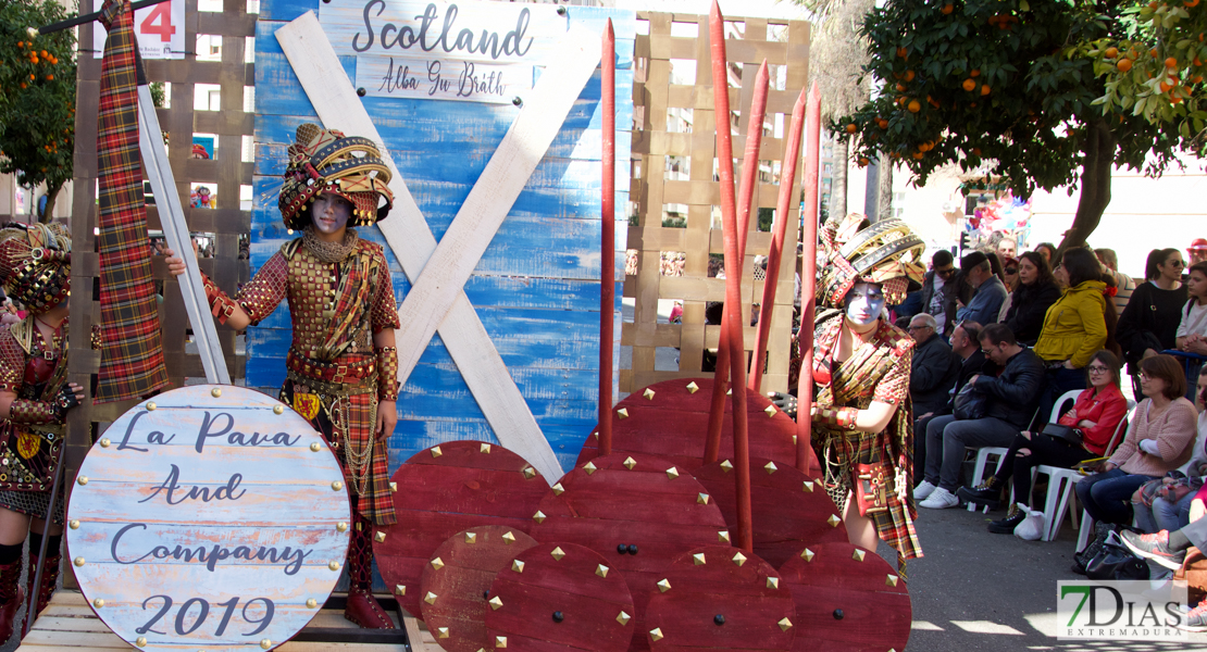 Los mejores estandartes del Desfile de Comparsas del Carnaval de Badajoz