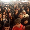 Gran ambiente en la Plaza de España para dar la bienvenida al Carnaval 2019