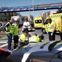 Herido en una colisión en la glorieta de Renfe (Cáceres)