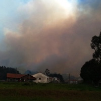 Obligados a desalojar centros educativos por los incendios que asolan Galicia