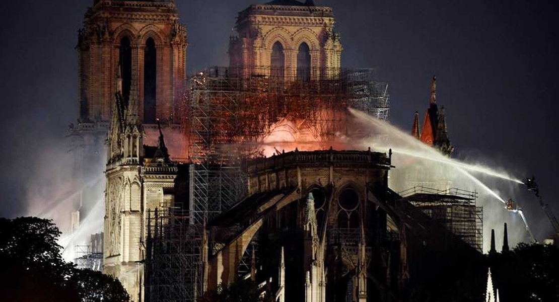 Oleada de solidaridad para recuperar la catedral de Notre Dame