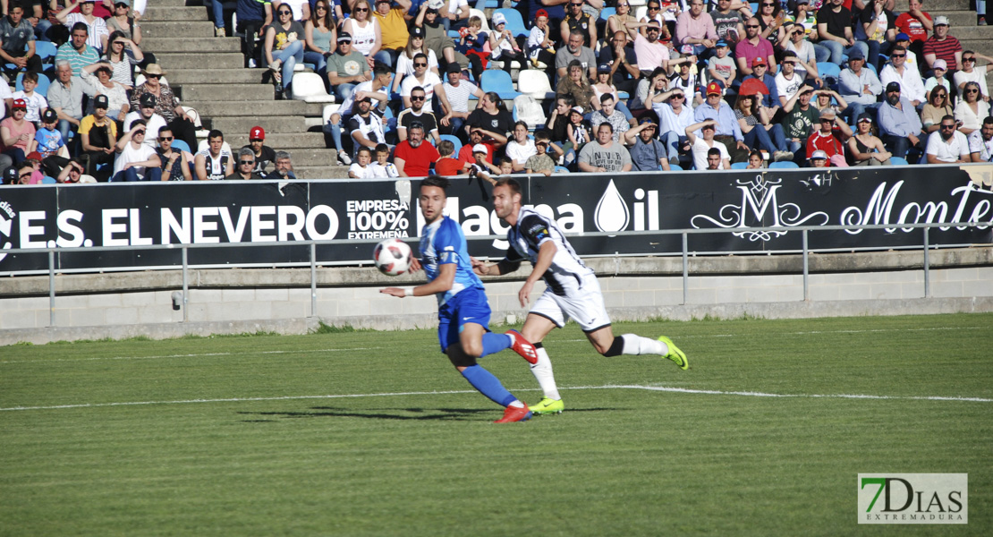 Imágenes del CD. Badajoz 4 - 0 Atlético Malagueño