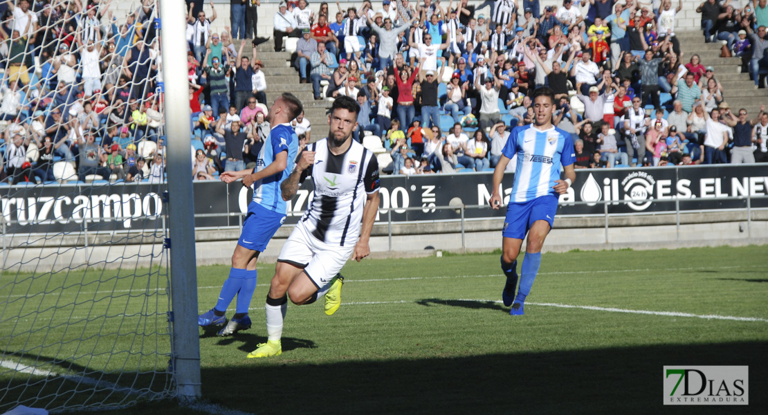 Imágenes del CD. Badajoz 4 - 0 Atlético Malagueño