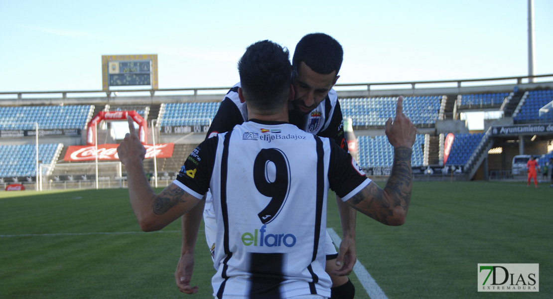 Imágenes del CD. Badajoz 4 - 0 Atlético Malagueño