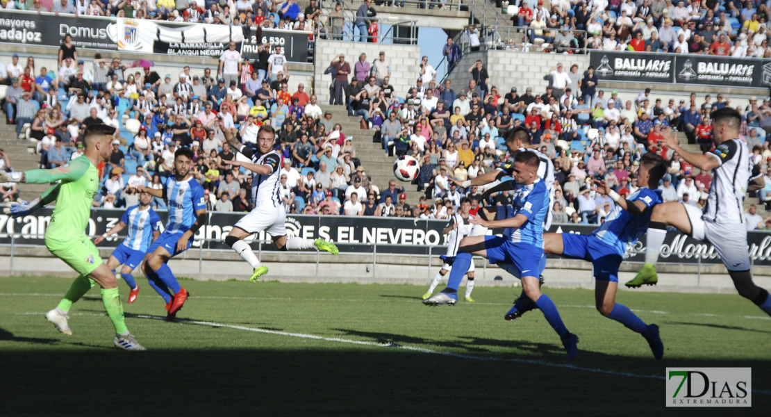 Imágenes del CD. Badajoz 4 - 0 Atlético Malagueño