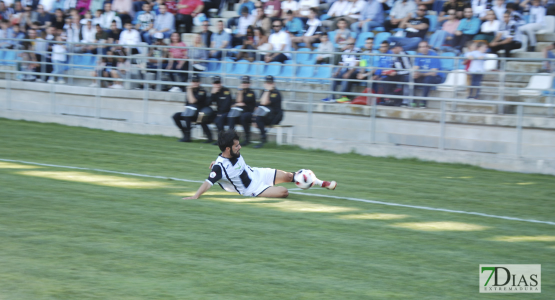 Imágenes del CD. Badajoz 4 - 0 Atlético Malagueño