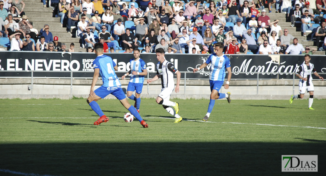 Imágenes del CD. Badajoz 4 - 0 Atlético Malagueño