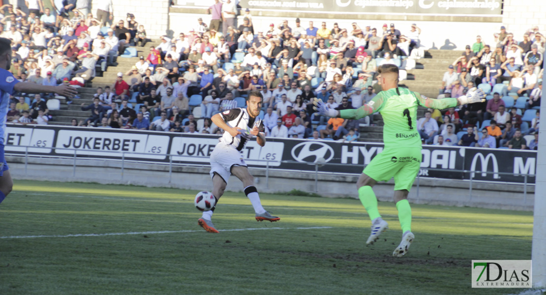 Imágenes del CD. Badajoz 4 - 0 Atlético Malagueño