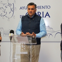 El alcalde de Coria culpa al PSOE del fracaso del pabellón de deportes