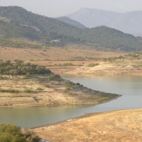 Siguen disminuyendo las reservas de agua