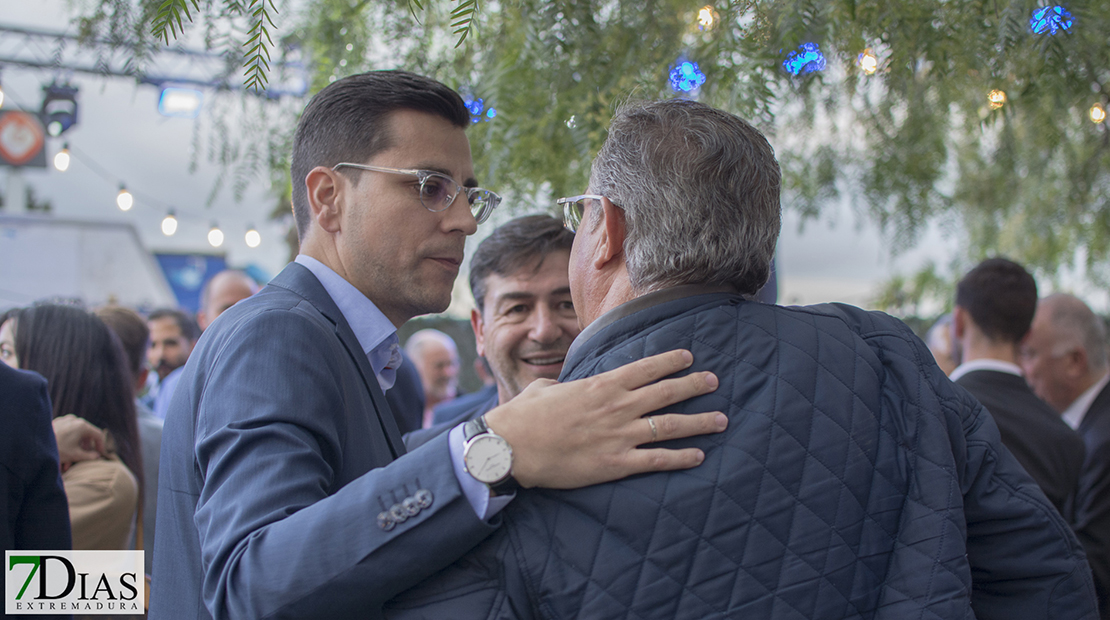 Gran expectación en la presentación del nuevo Mercedes CLA en Badajoz