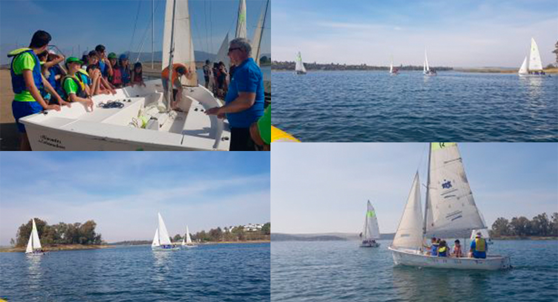 El embalse de Orellana alberga una actividad de vela para estudiantes