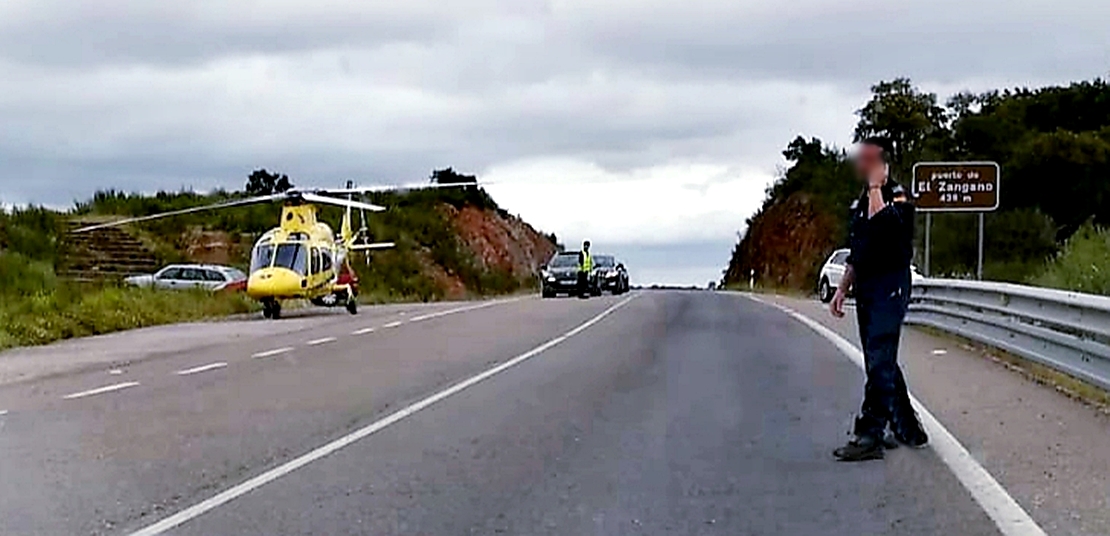 Evacuado en helicóptero tras sufrir un accidente en el Puerto del Zángano (BA)