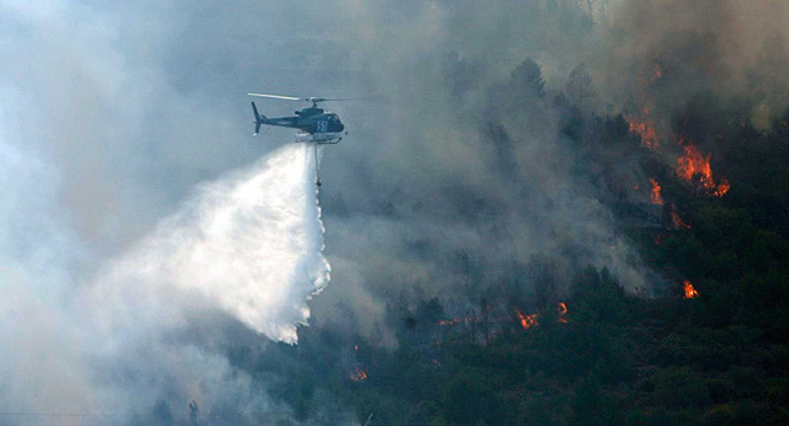 Un incendio incontrolable amenaza 20.000 hectáreas de Tarragona