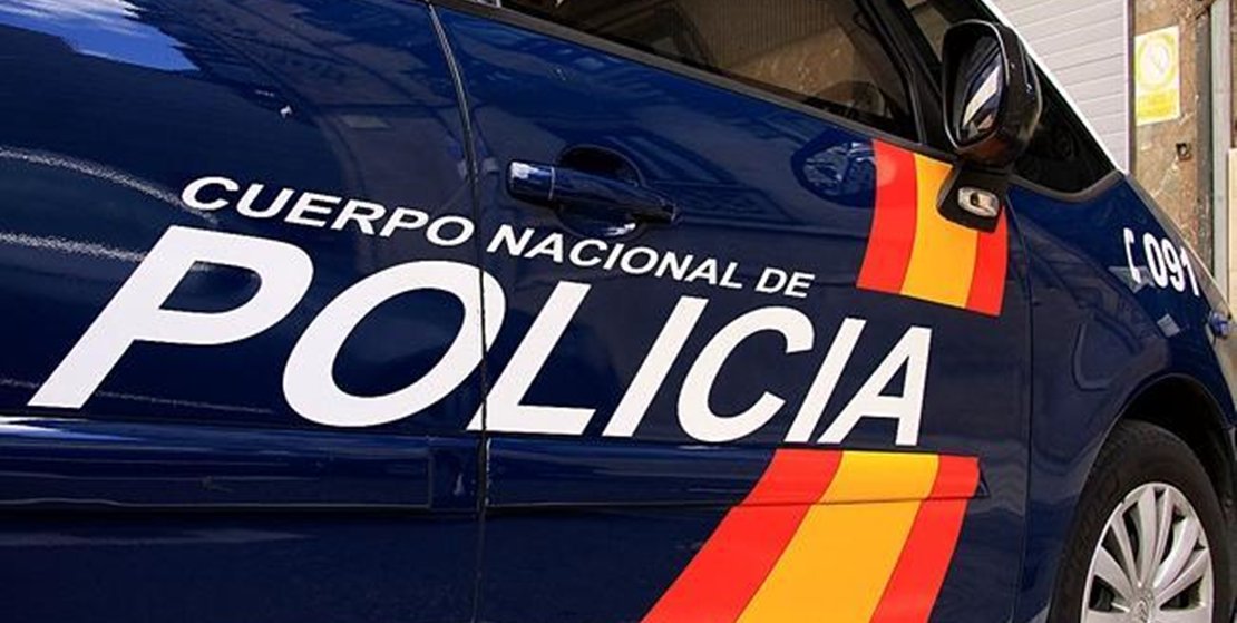 Detienen a dos jóvenes al intentar robar en una tienda de Cáceres