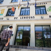 La UEx echa el cierre del Instituto de Lenguas Modernas