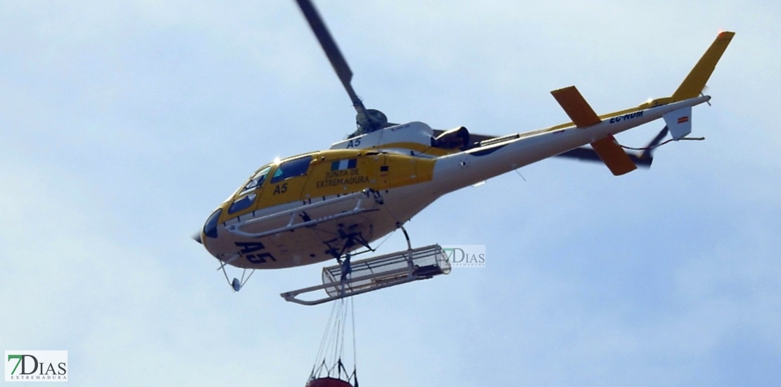 REPOR - Imágenes del incendio forestal entre Almendral y Valverde de Leganés