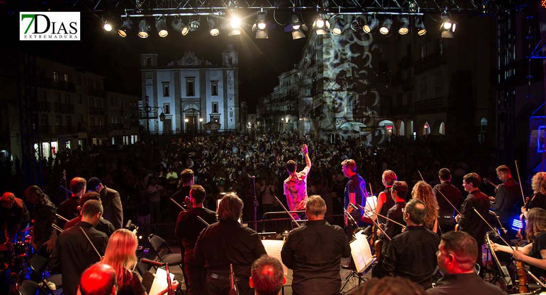 La Orquesta de Extremadura y el grupo Inlavables conquistan Évora