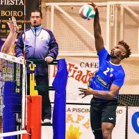 El Cáceres Voleibol firma al brasileño Renato Mendes