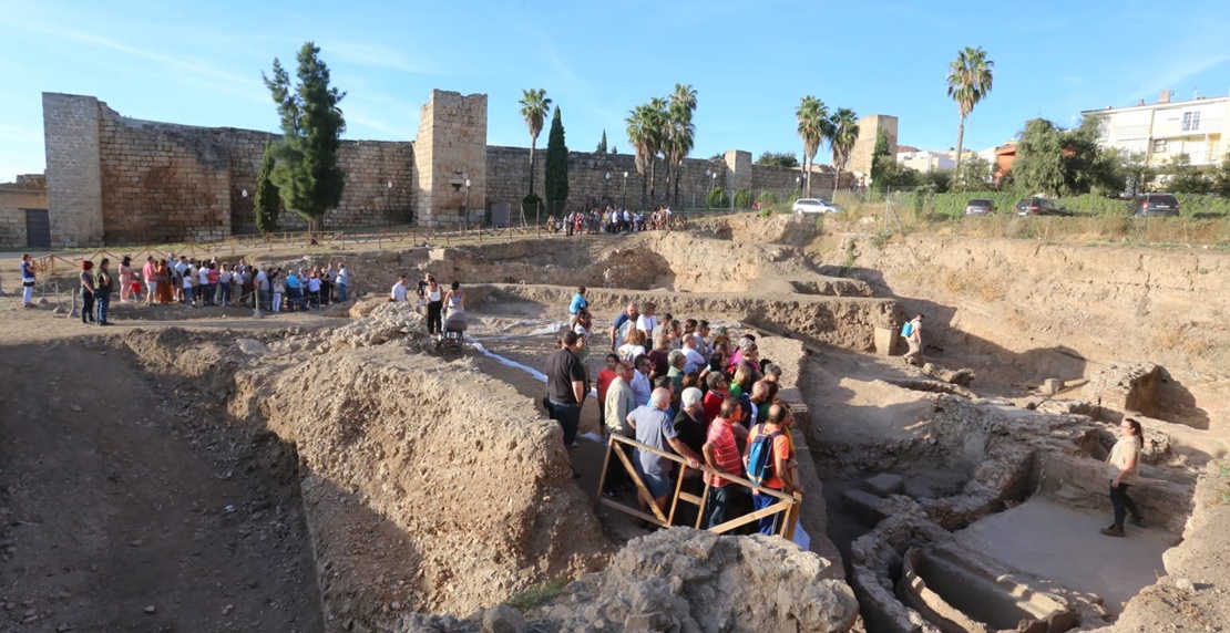 Las visitas guiadas a Huerta de Otero se prolongan ante la gran afluencia de público