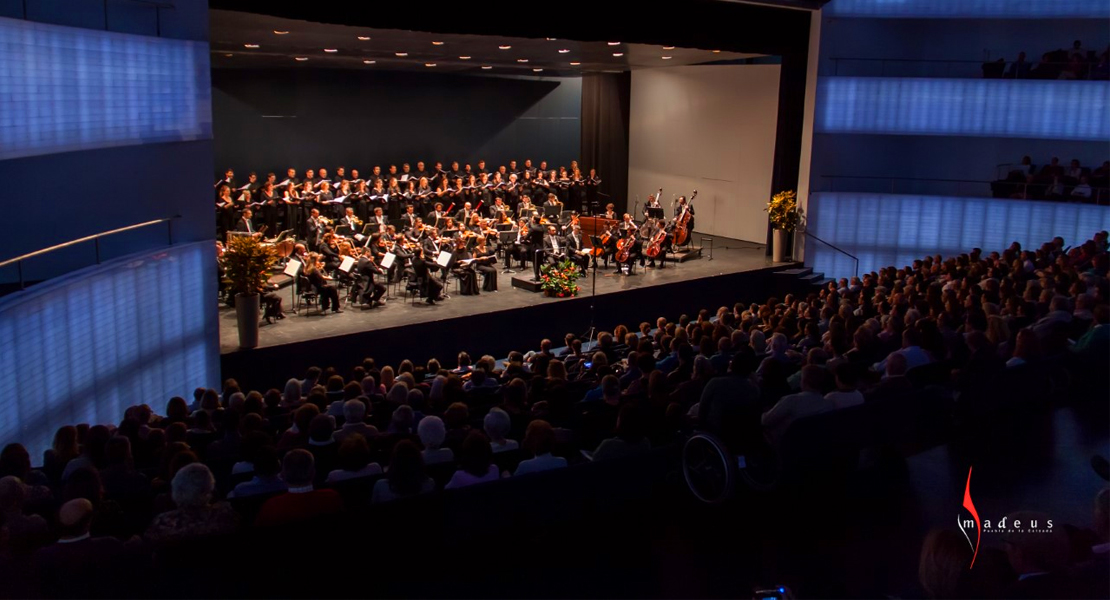 Amadeus inicia su temporada de conciertos en la Catedral de Badajoz y Calamonte