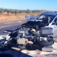 Tres heridos graves tras un accidente en el cruce de Los Santos de Maimona